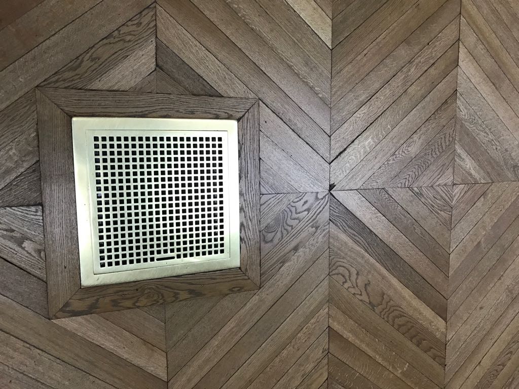 Hongaarse punt gespiegeld