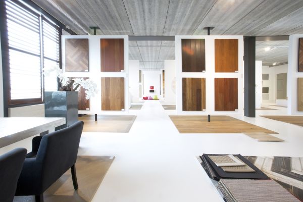 Houten vloer brede planken