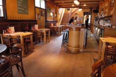 Donkere eiken vloer in Schagen